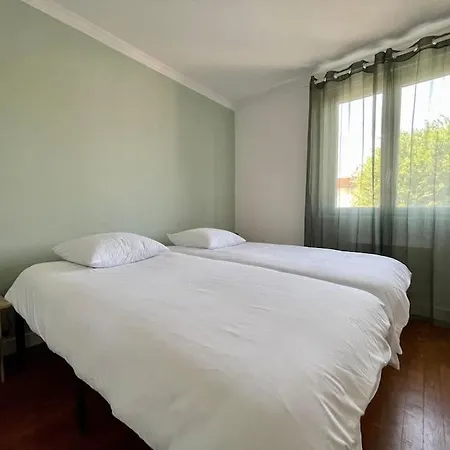 Vakantiehuis Maison Les Bruyeres - 3 - Jardin Et Parking A