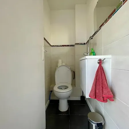 Vakantiehuis Maison Les Bruyeres - 3 - Jardin Et Parking A Carcassonne